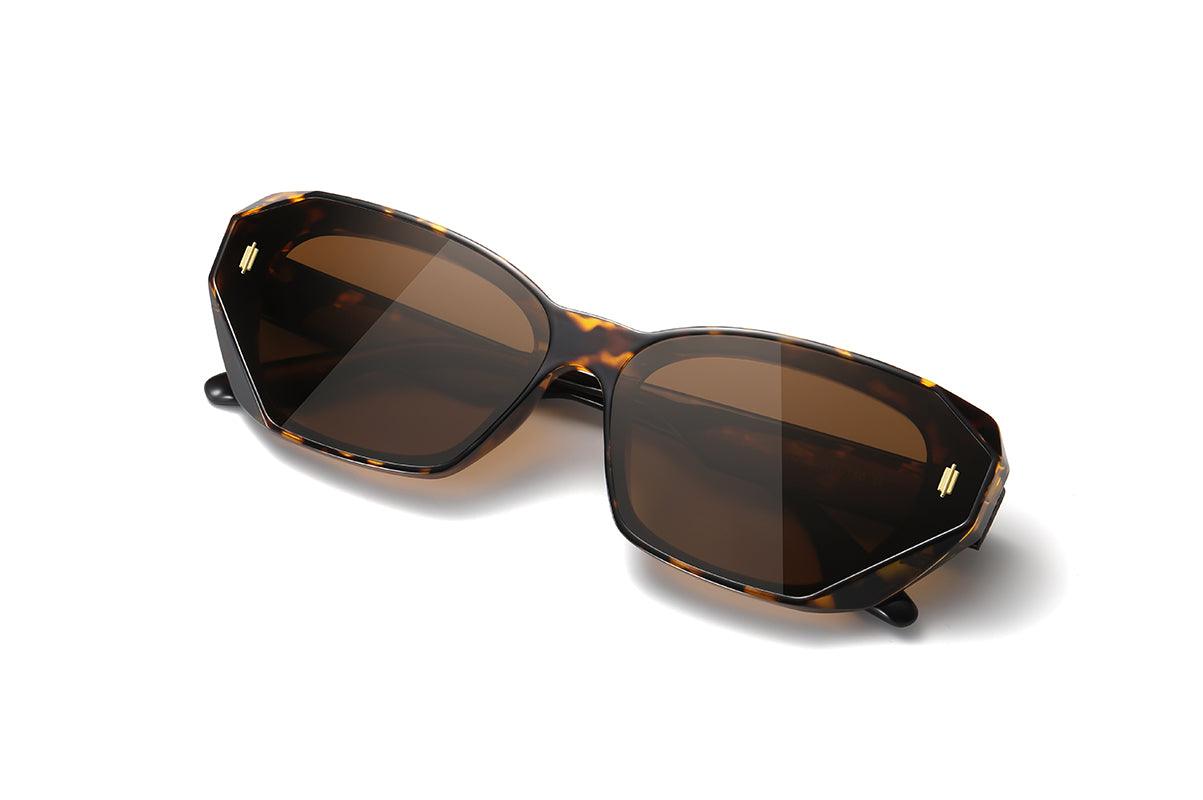 Fabufabu 90’s Vintage Trendy Rectangle Sunglasses for Women & Men - starcopia design store