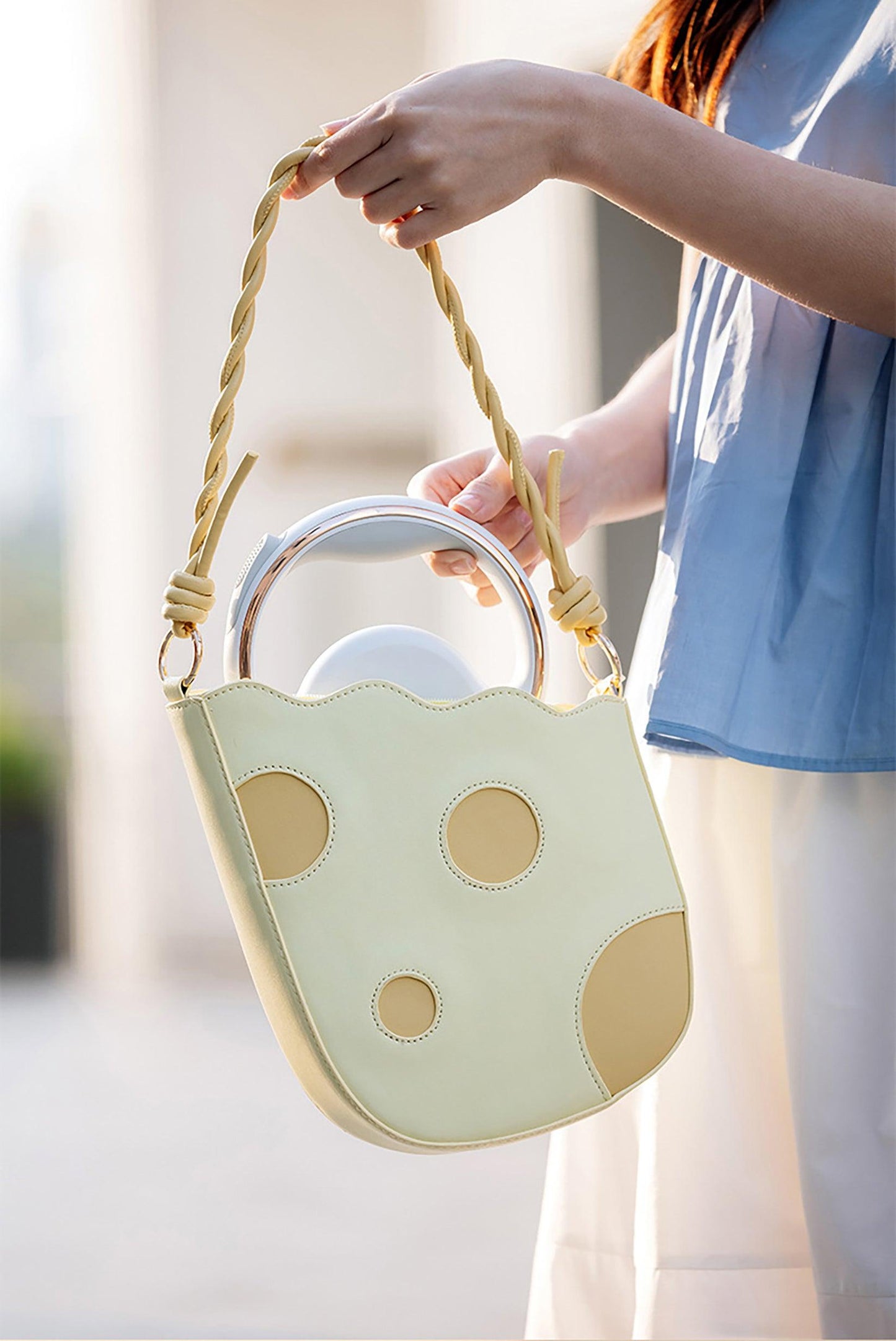 Automatic Lighting Retractable Pet Leash - starcopia design store