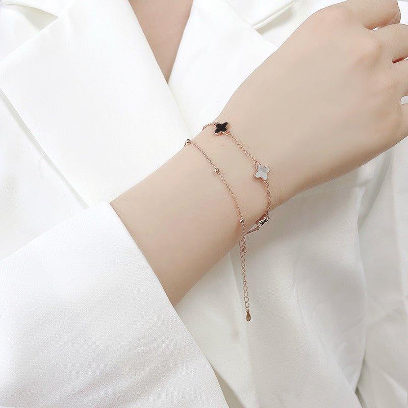 Less is More! Fabufabu Sterling Silver Clover Bracelet - starcopia design store