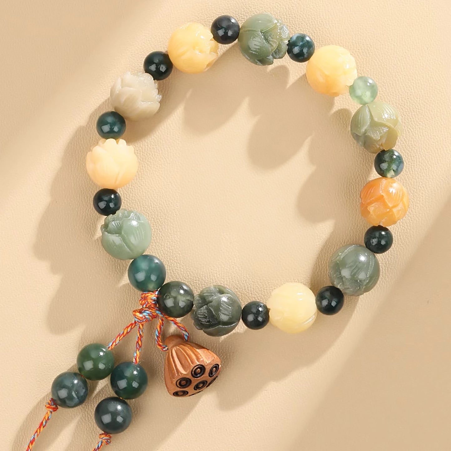 Fabufabu Handmade Water Grass Agate Lotus Style Bodhi Bracelet