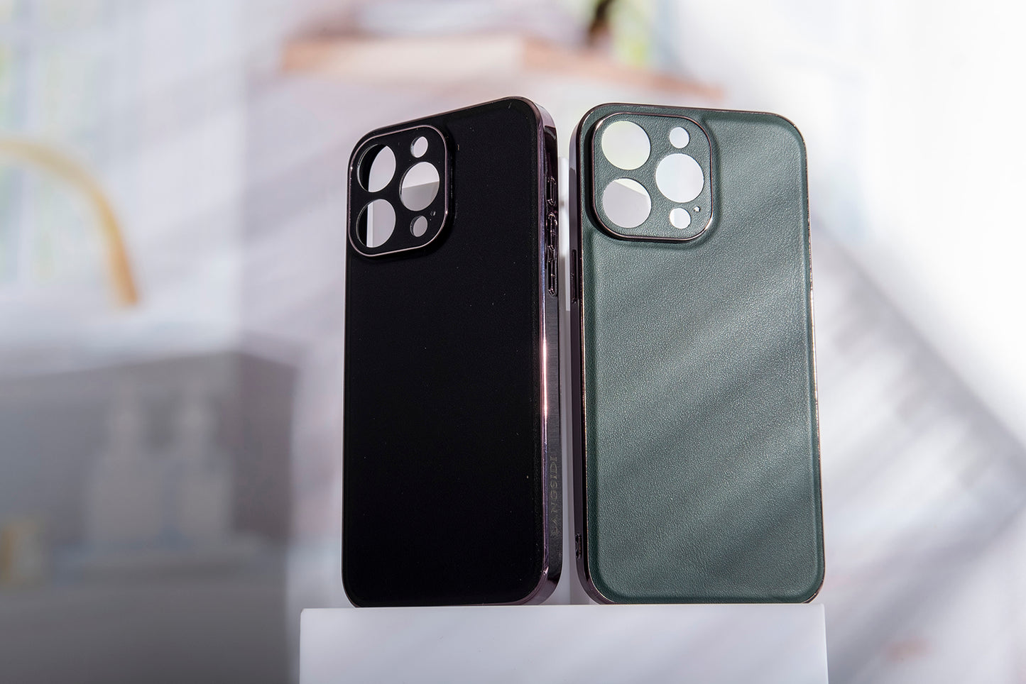 適用於 iPhone 15 Pro Max 的真皮手機殼