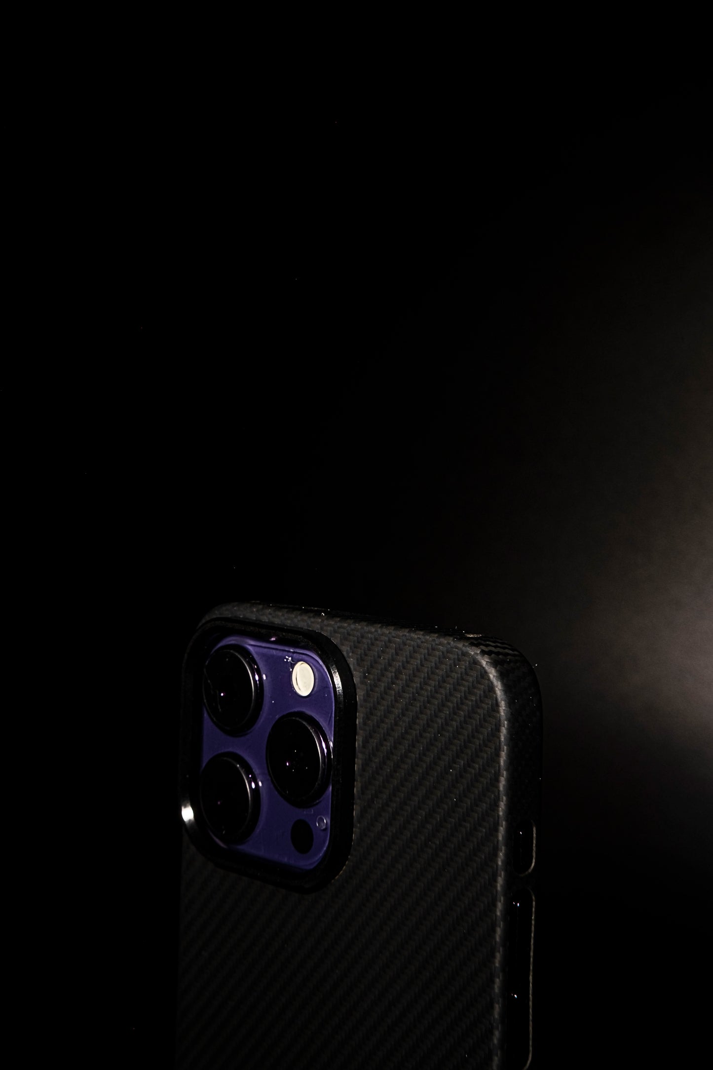 Carbon Fiber Case for iPhone 14 Pro Max