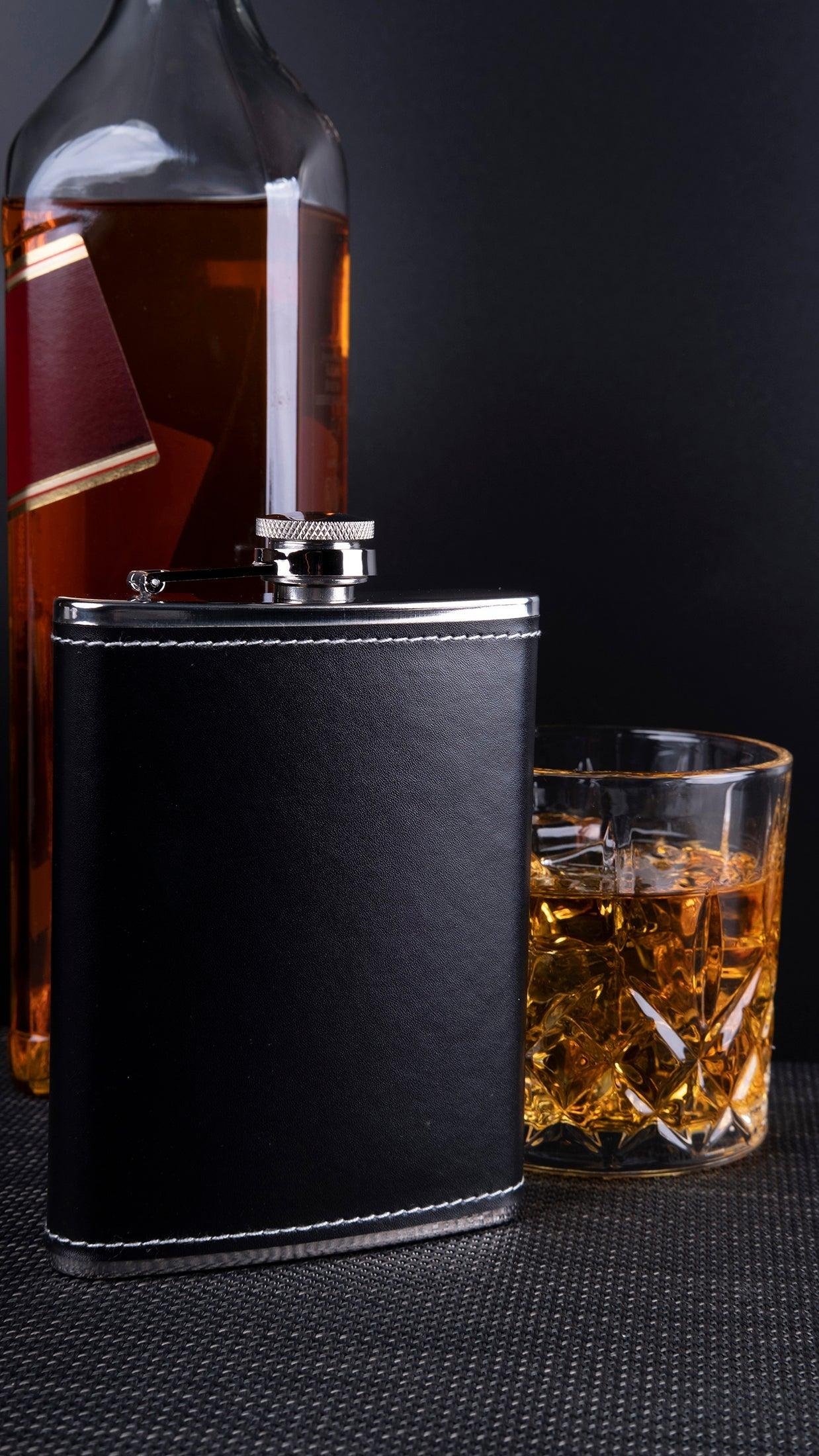 8oz outdoor small hip flask - starcopia design store